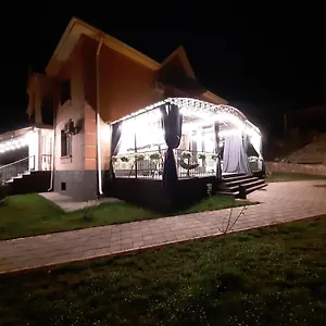 فندق مبيت وإفطار Cryptohotel.club